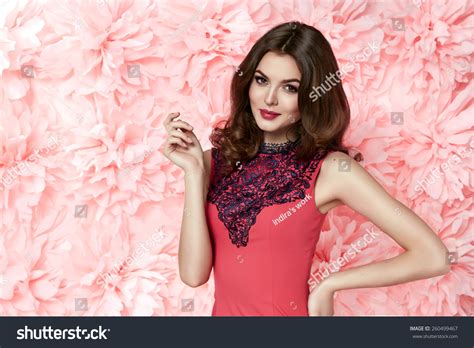 Babes Hot Images – Browse 111,775 Stock Photos, Vectors, and .